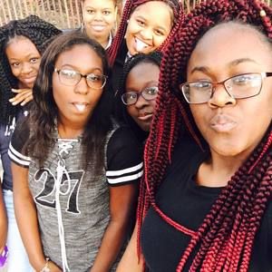 Meet your Posher, Justina